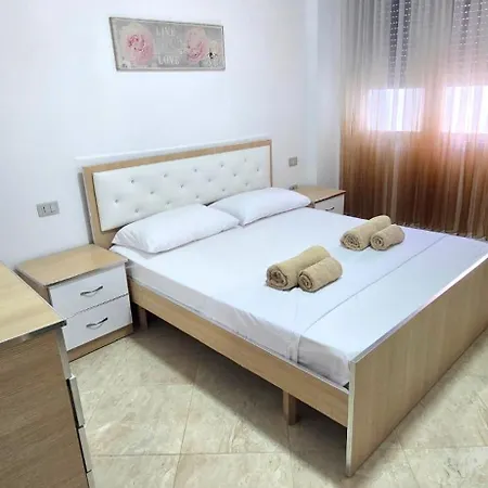 Apartment Xho-el