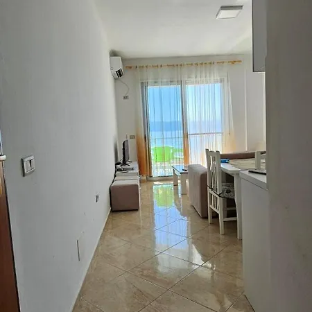 Apartment Xho-el